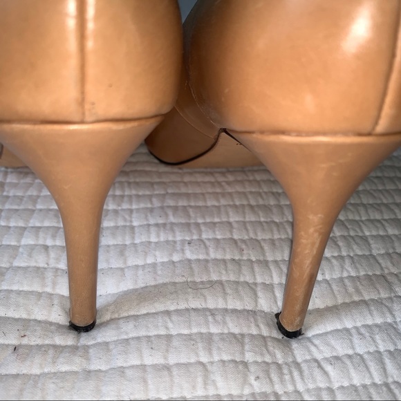 Cole Haan nude heels size 7 - Picture 8 of 12